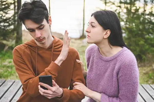 长沙市婚外情取证；起诉离婚不知对方存款账户咋办