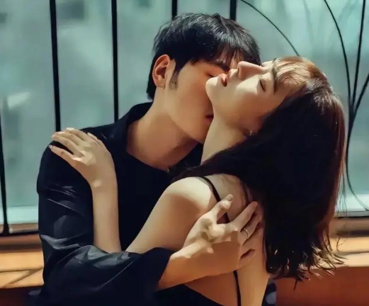 长沙市私家侦探调查；婚前买的金首饰离婚算谁的